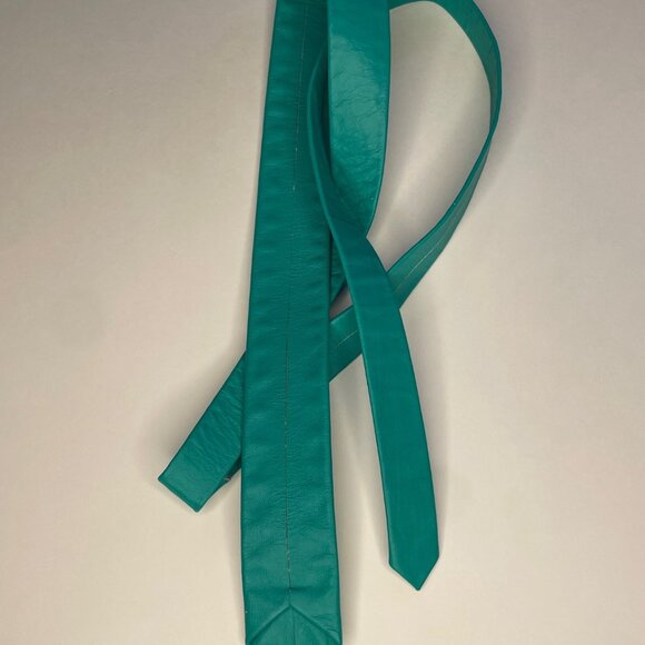 Vintage Unisex Skinny Mint Green Leather Necktie - Picture 3 of 6